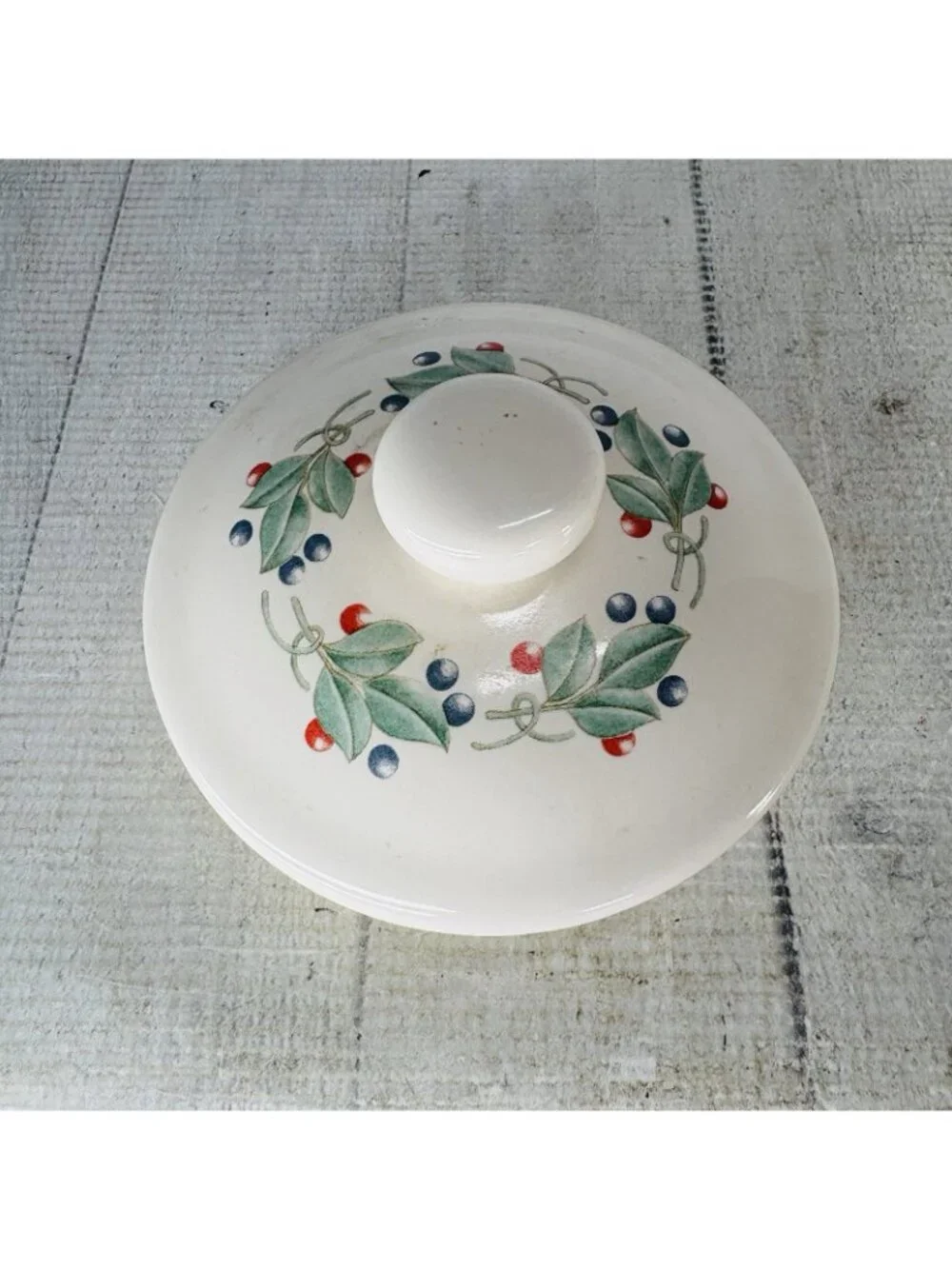 Jay Imports Corelle Coordinates ABUNDANCE Fruit Stoneware Large Lid Canister Jar